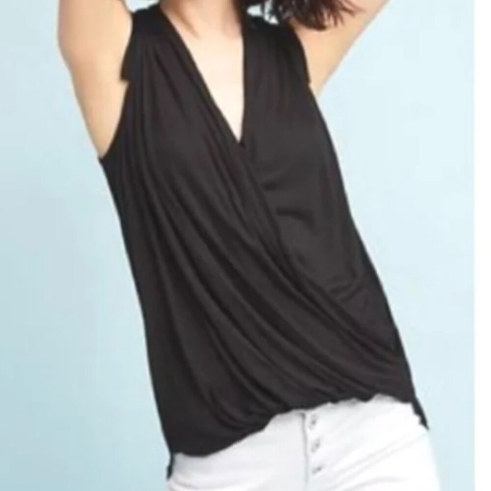 Anthropologie Akemi + Kin black sleeveless drape front blouse women's size small